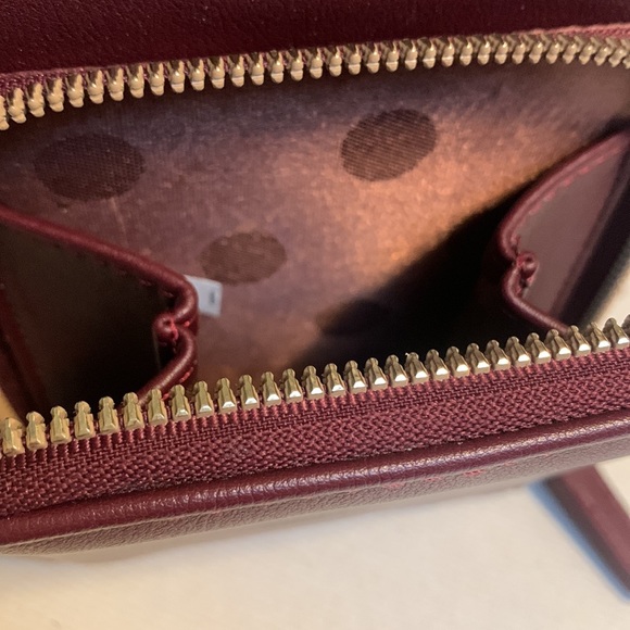 NWOT Forever Young Crossbody Mini Bag - Picture 5 of 8